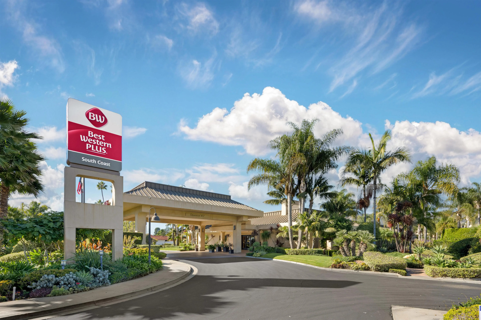 Best Western Plus South Coast Inn