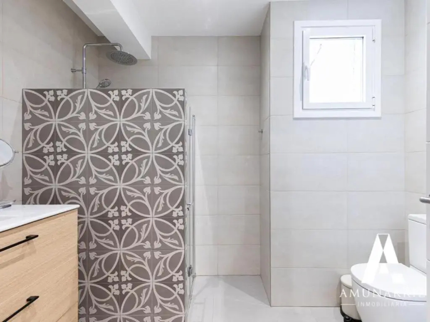 La Muralla by Basquelidays