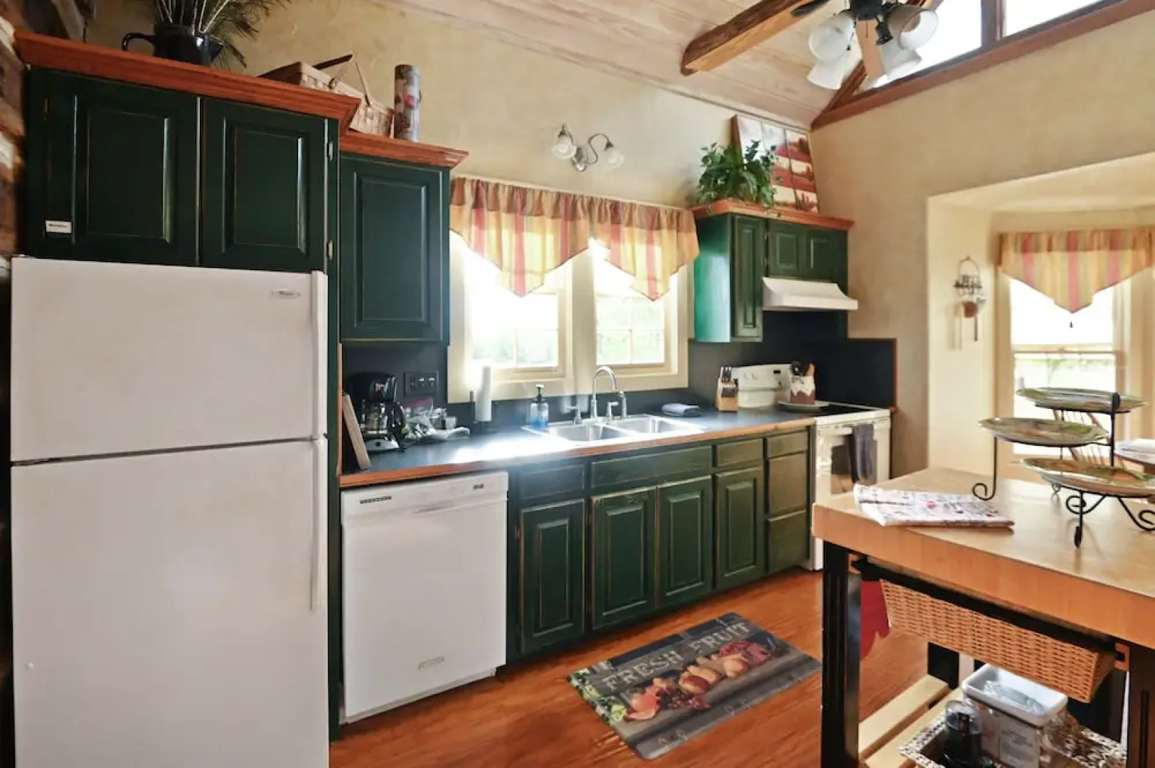 Czech 1 Bedroom Cabin by RedAwning