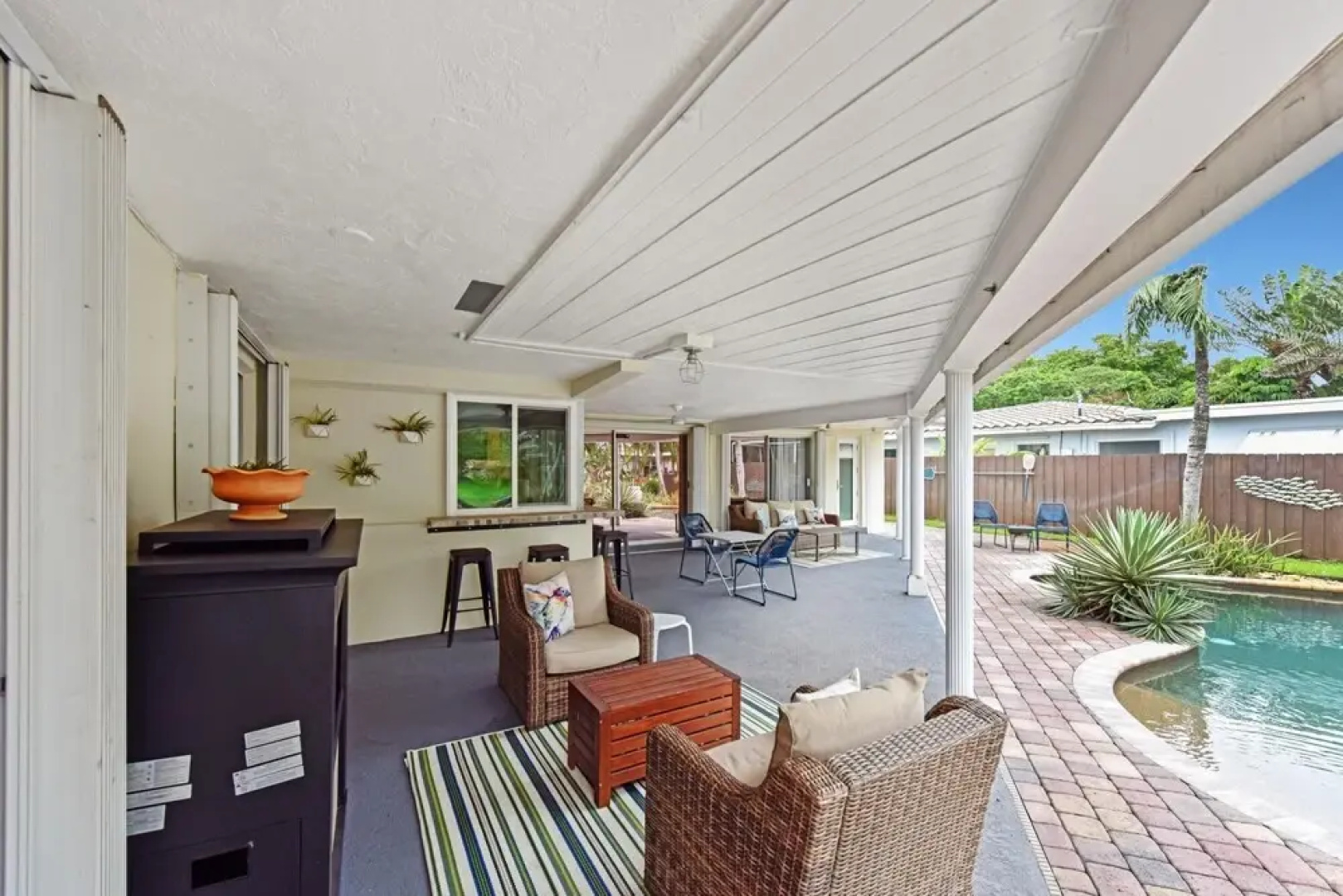 Private pool and canal home with Office space