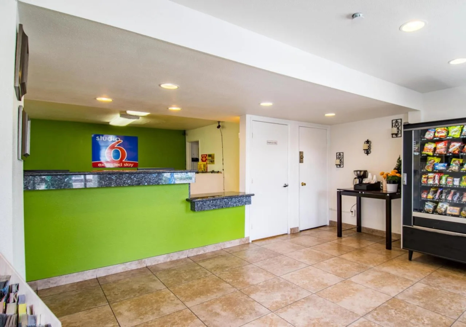 Studio 6 Cypress, CA
