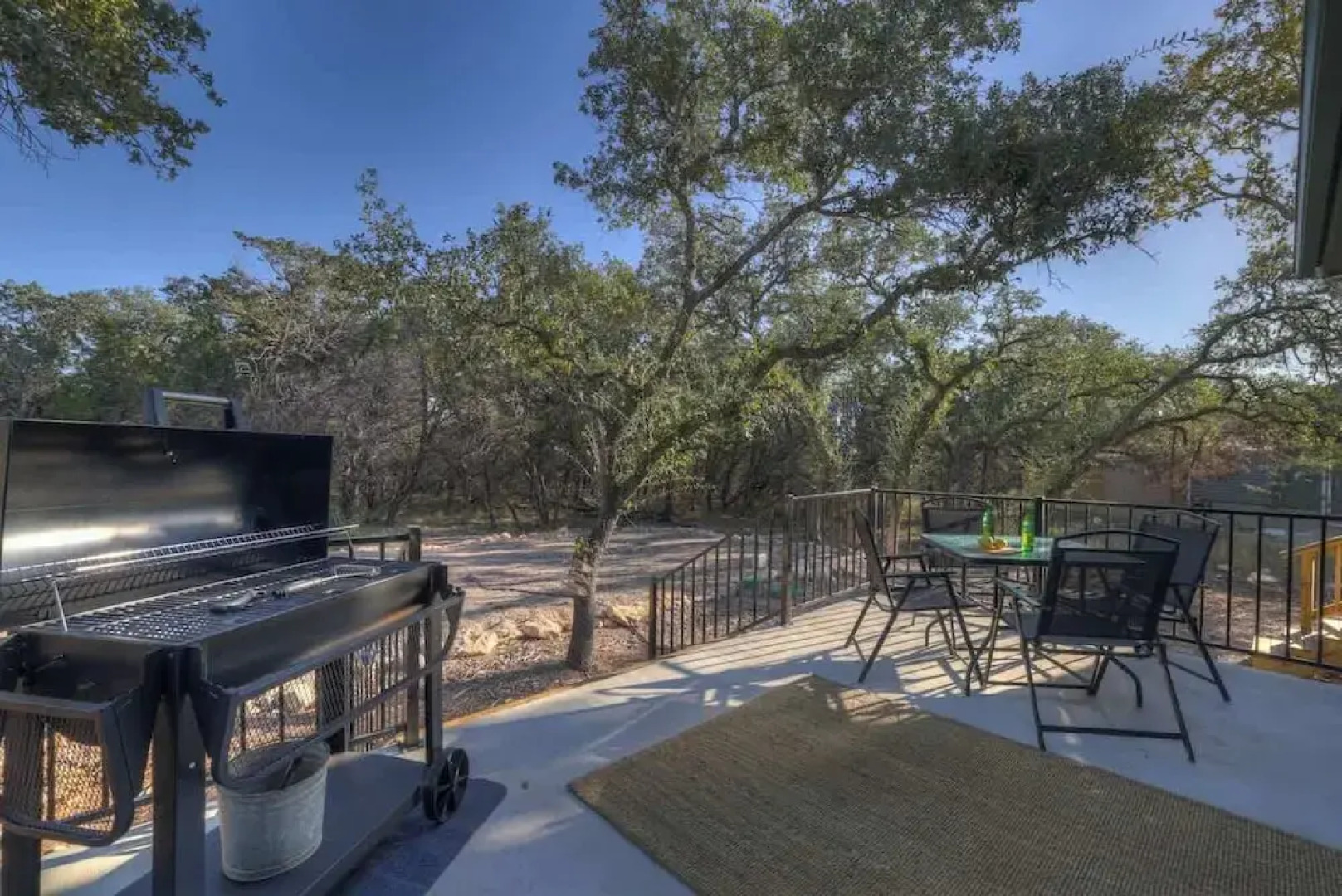 Serene Getaway Nestled in the Tx Hill Country!