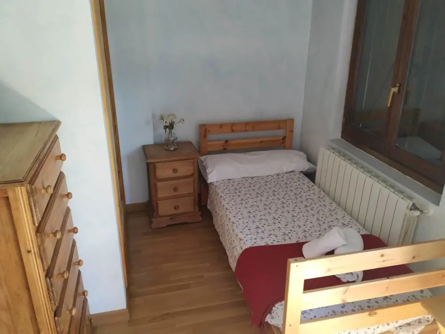 Chalet centro de escarrilla casa 7