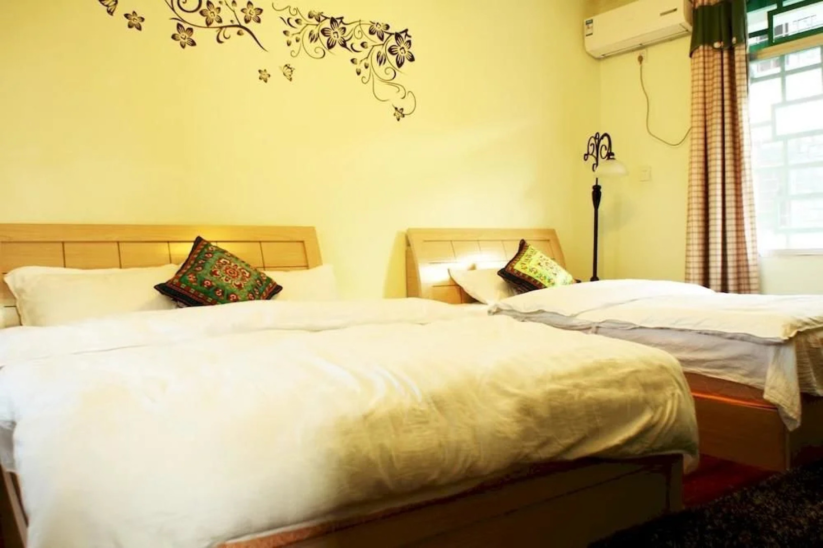 Deng Ba Lugu Lake Youth Hostel