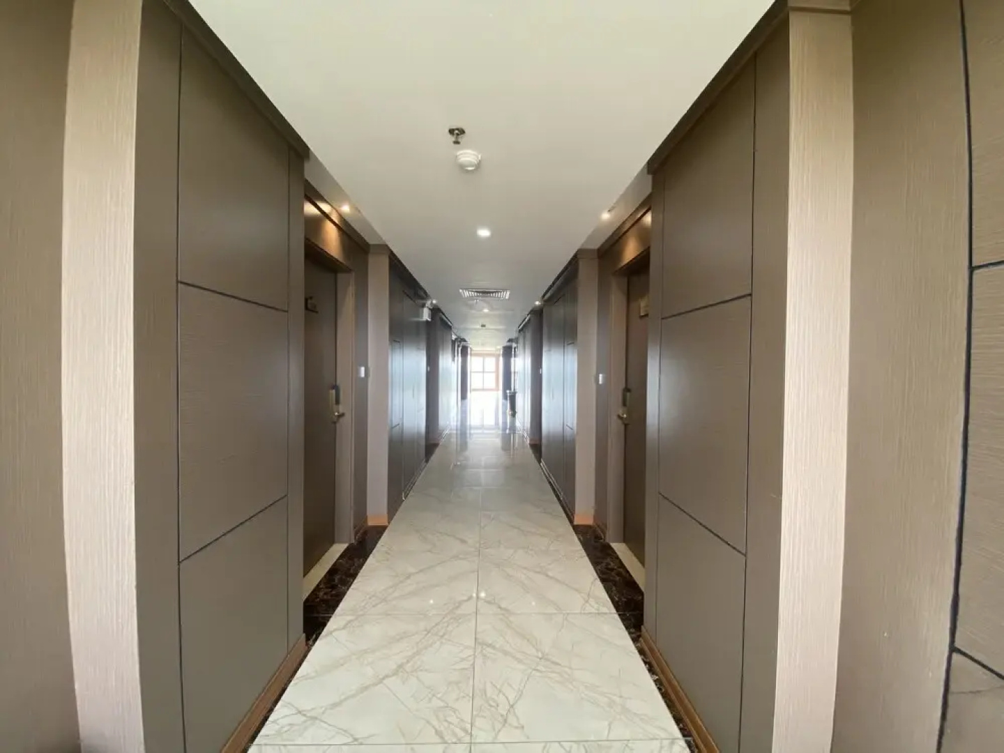 Cat Tuong Hotel