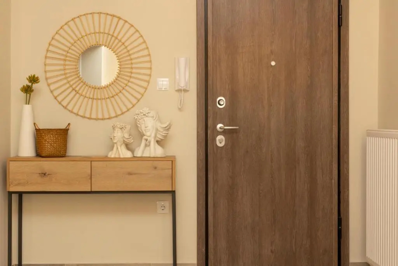 Alchemia, beautiful spacious apartment in Giannitsa