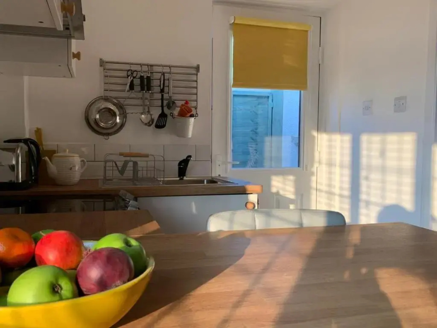 The Beehive - Self Contained Studio by the Sea (Adults Only)