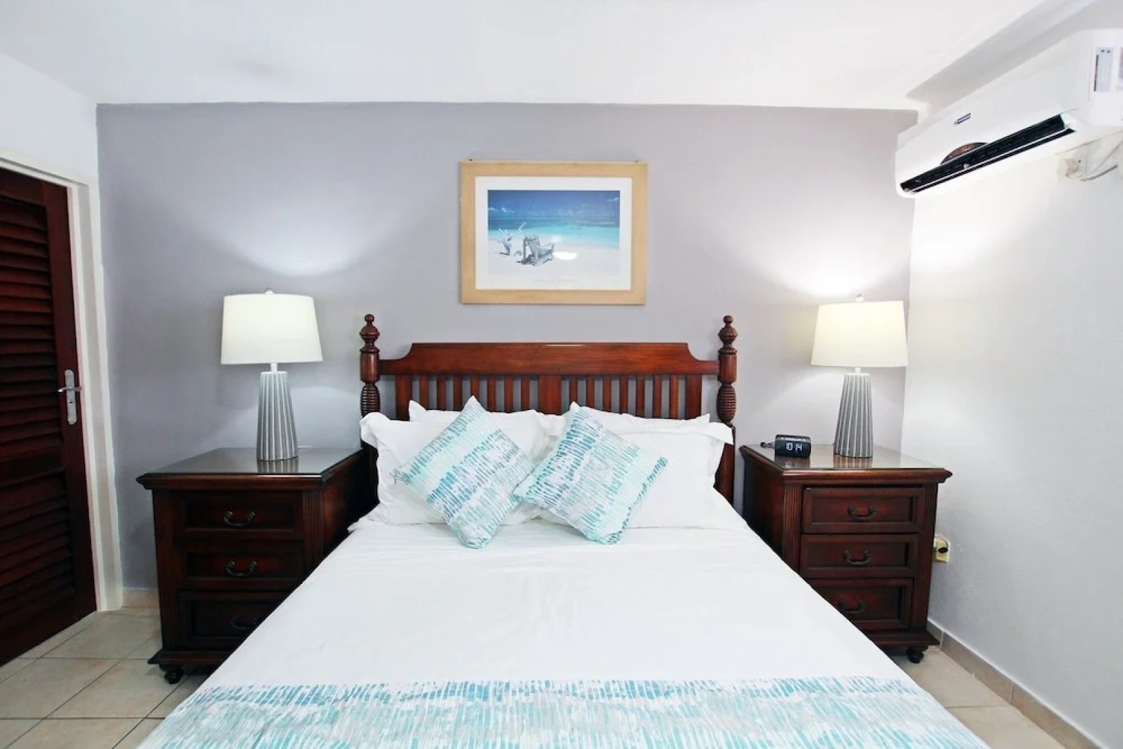 Oceanfront 2-bed Apt With Pool Near Surfing - Rosalie #2 2 Bedroom Apts by Bluescape