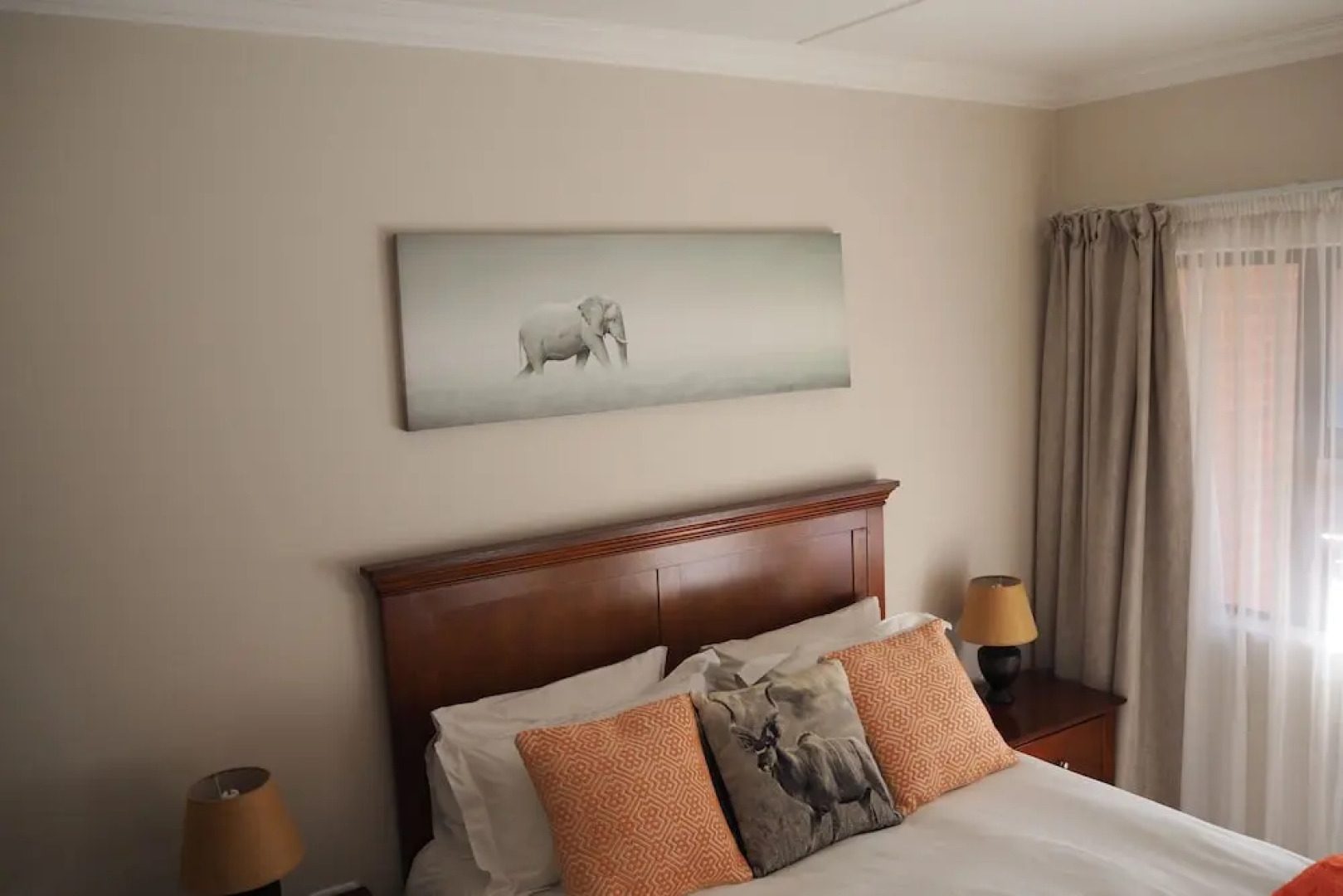 African Eagle Apartments