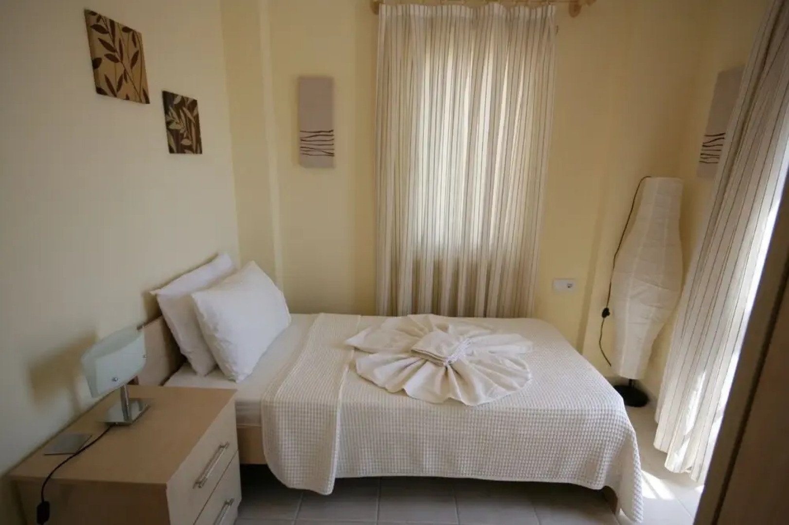 Important Group Turqouise Villa Katrina