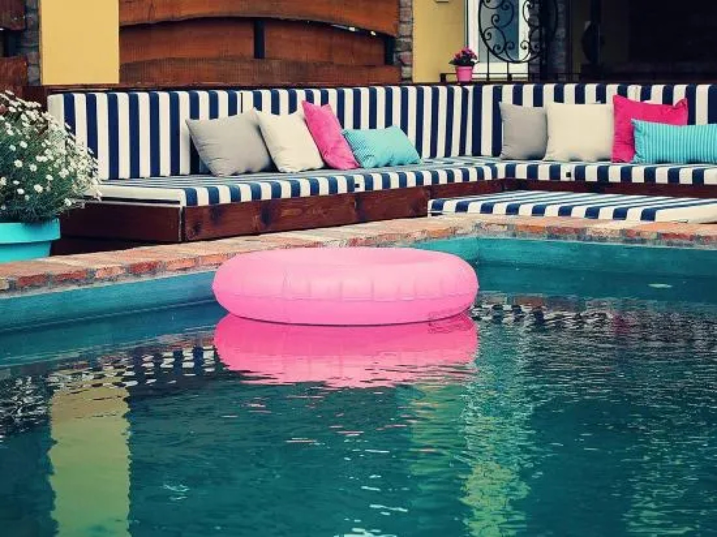 Autóscsárda és Panzió