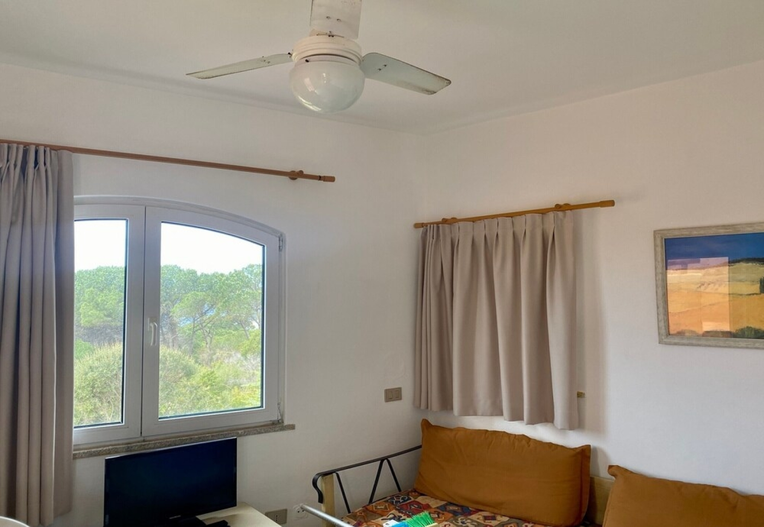 Paradiso Pasquini 1007 500 Mt From Sea