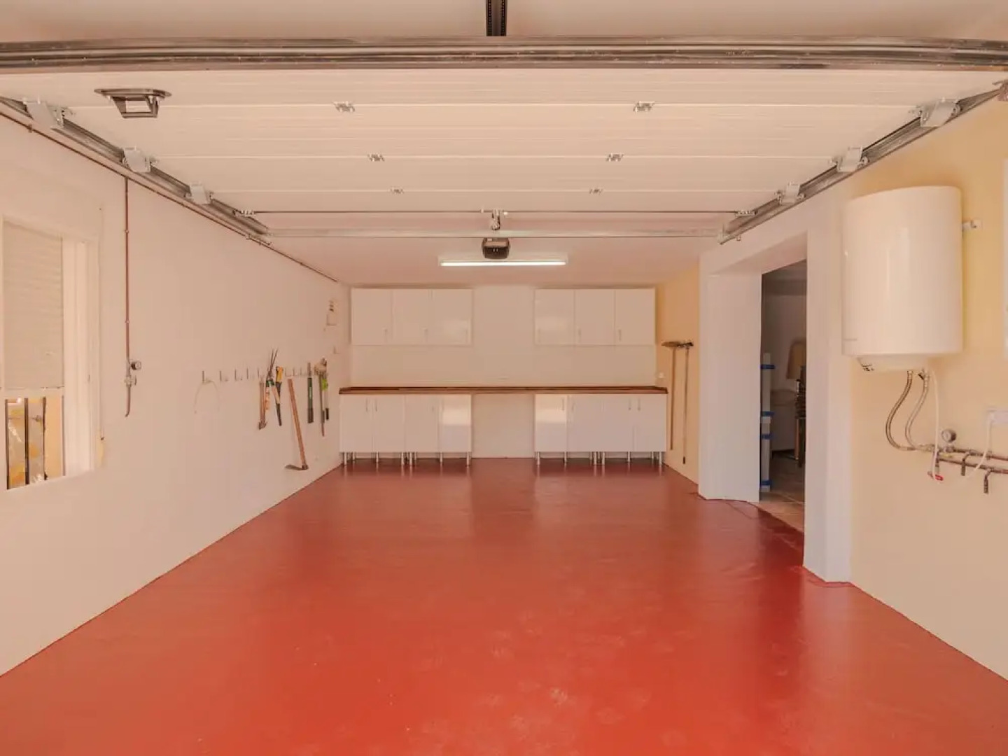 Villa With Very Spacious Terrace, Beautiful View of the Mountains & Private Pool