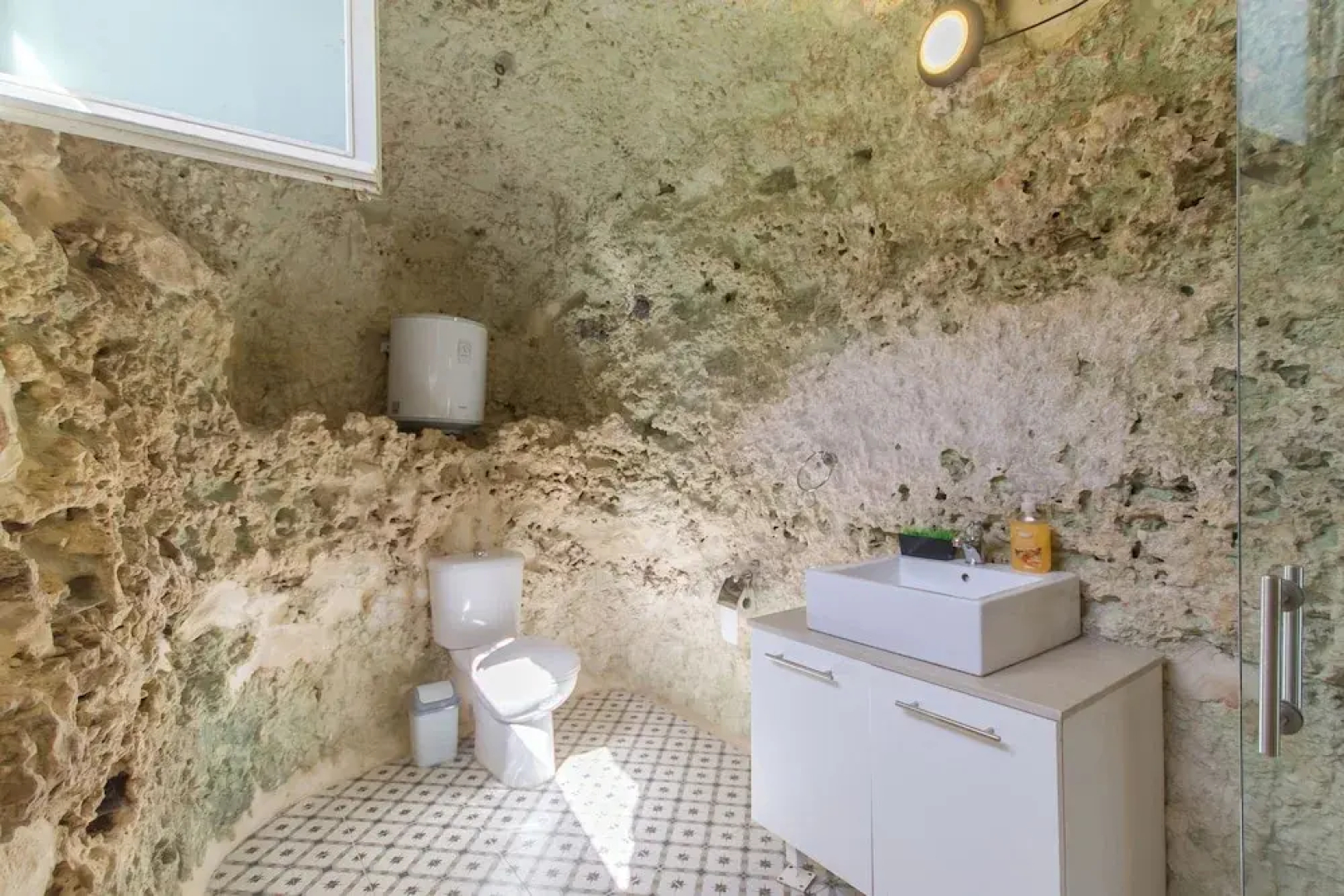 Pleasant Stone House & Jacuzzi St Martin