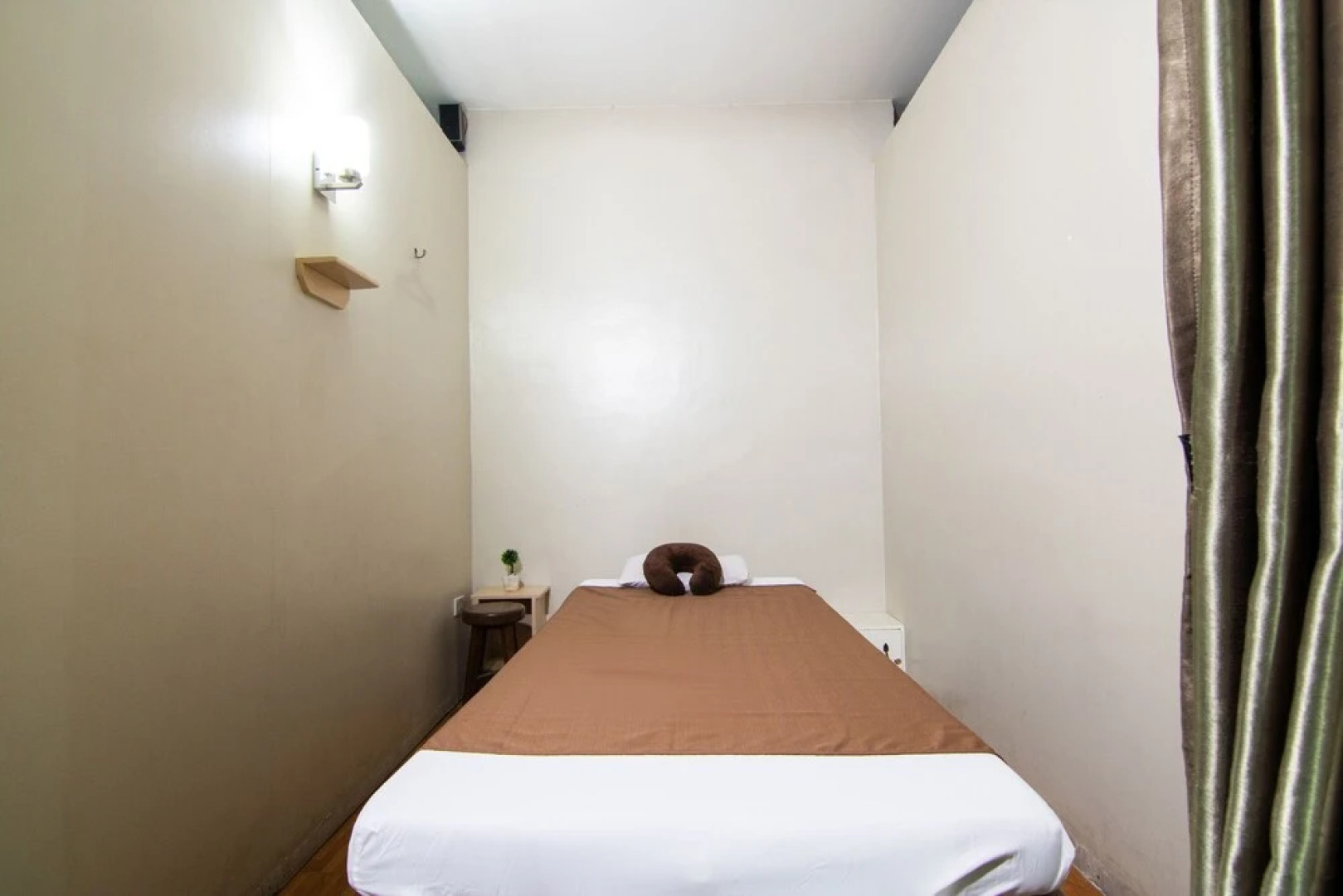 OYO 482 Sitio Manuel Hotel