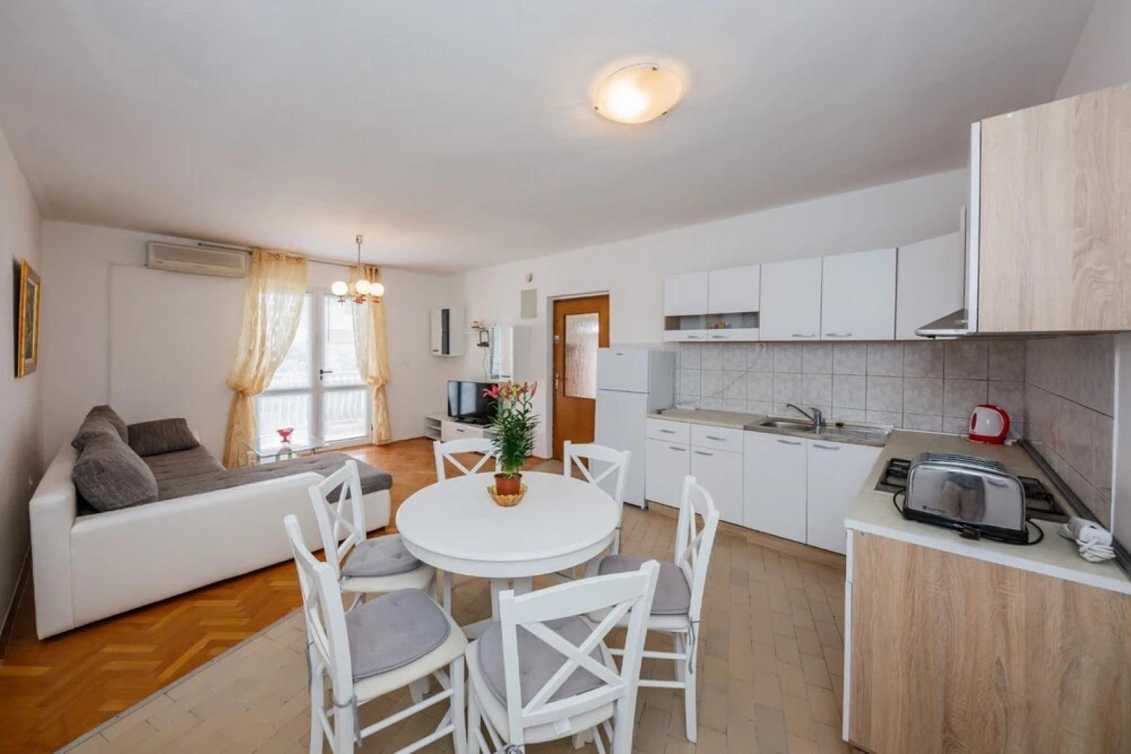 A1 - apt w. the sea View, two Terraces and Garden