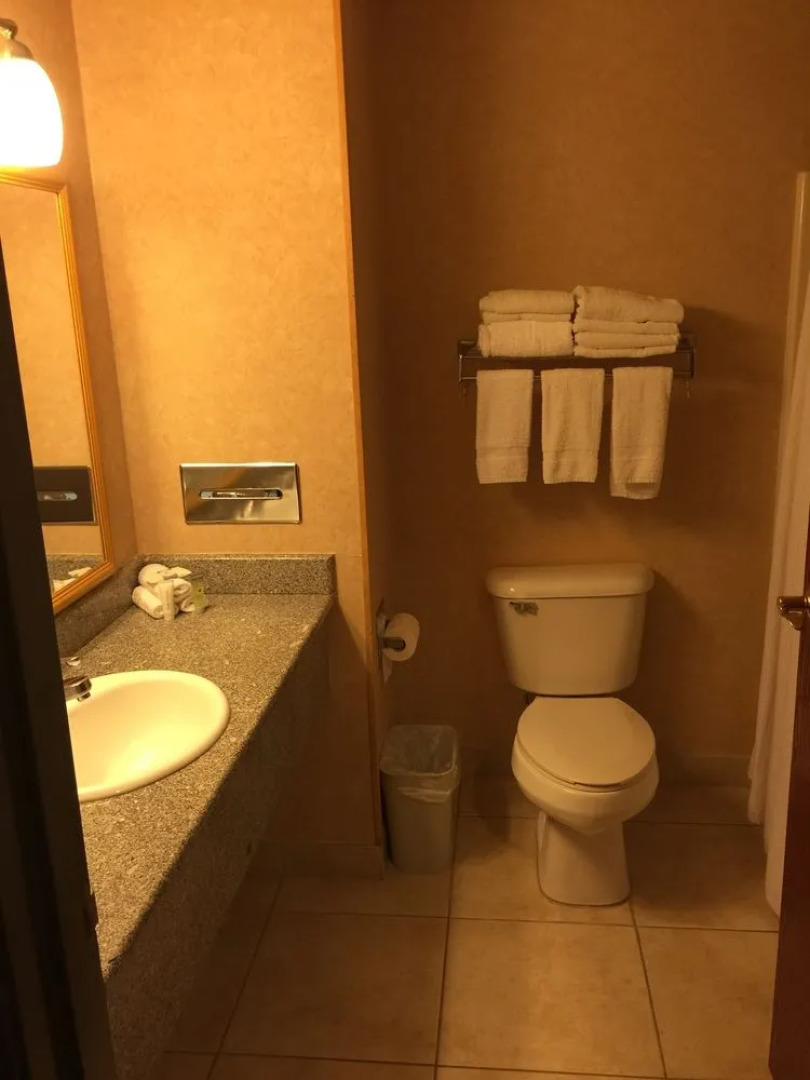 Fredericksburg Hill Country Hotel