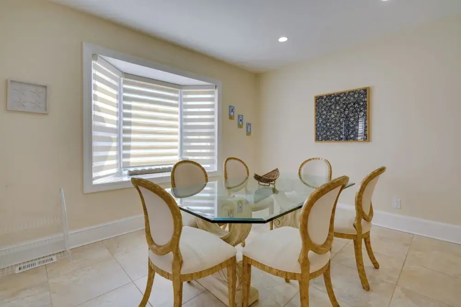 Ventnor City Retreat ~ 1 Block To Boardwalk!