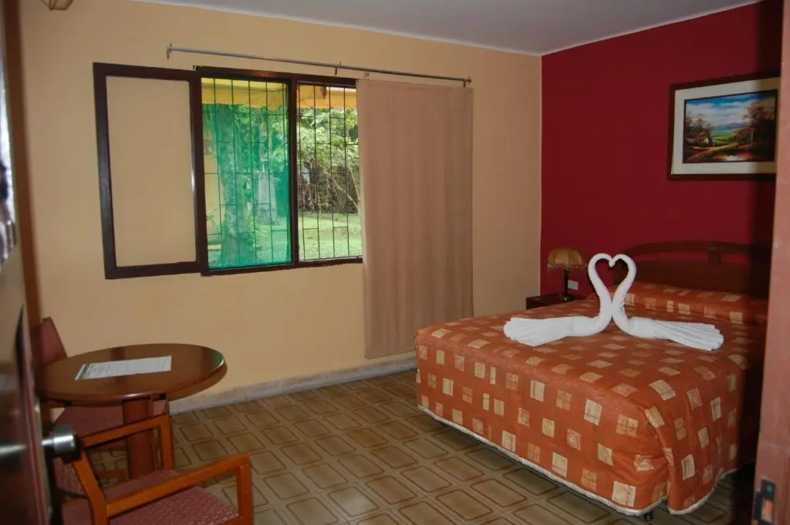 Cesar's Tropical Hotel