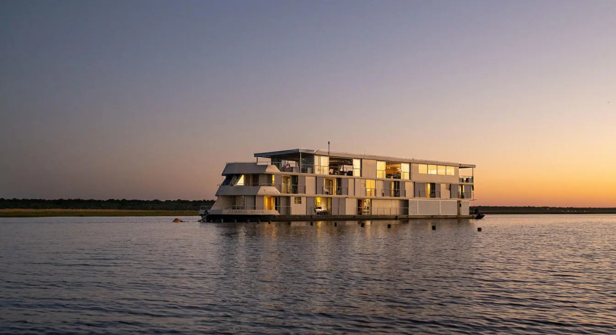 Zambezi Queen by Mantis