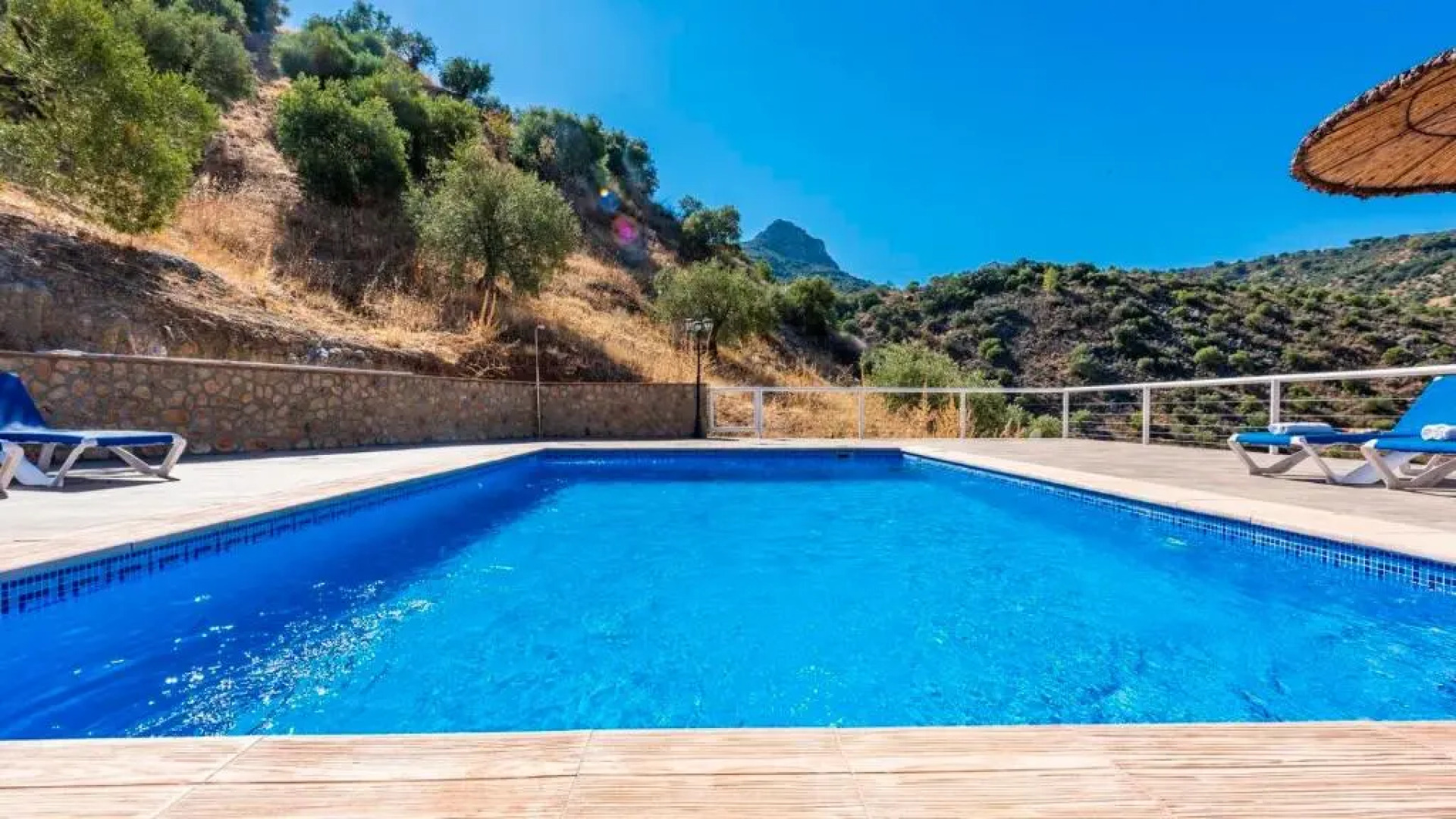 Casa El Hoyillo El Gastor by Ruralidays