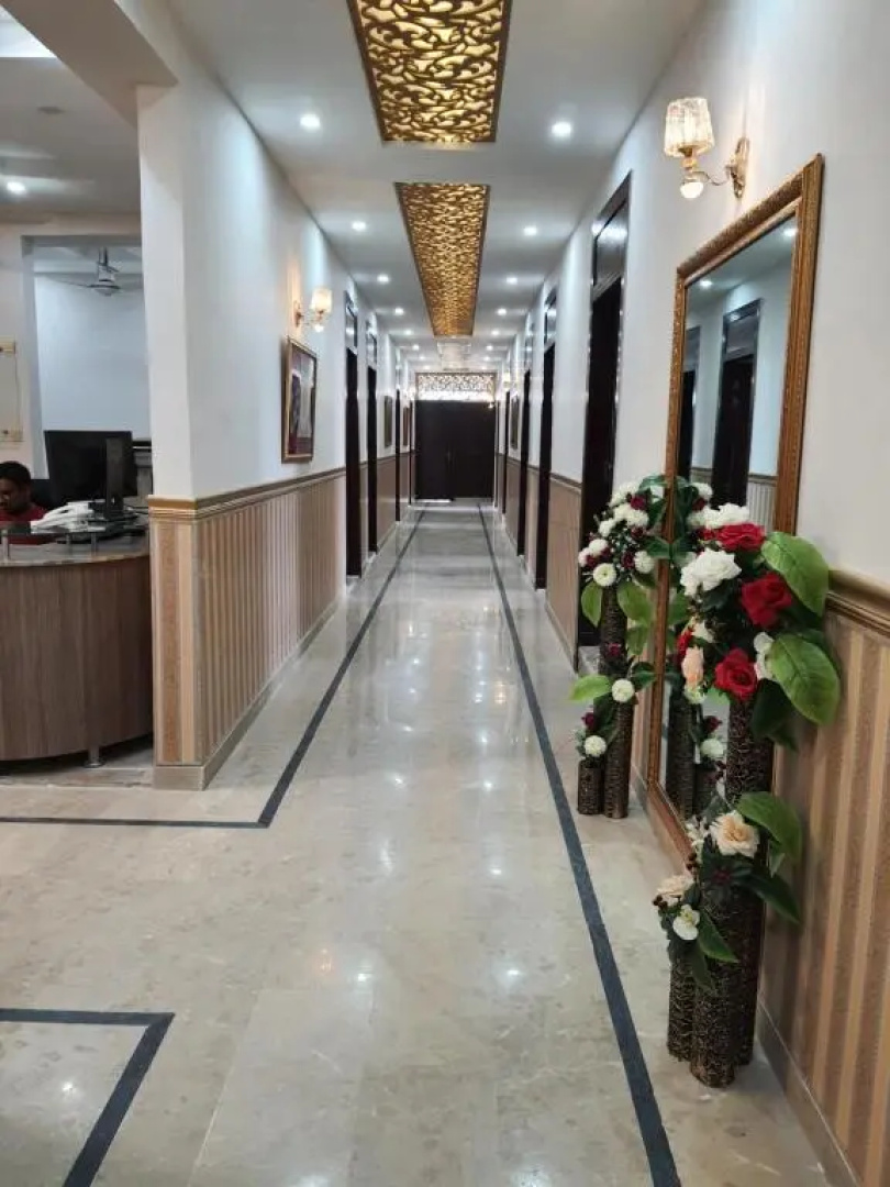 HotelH6