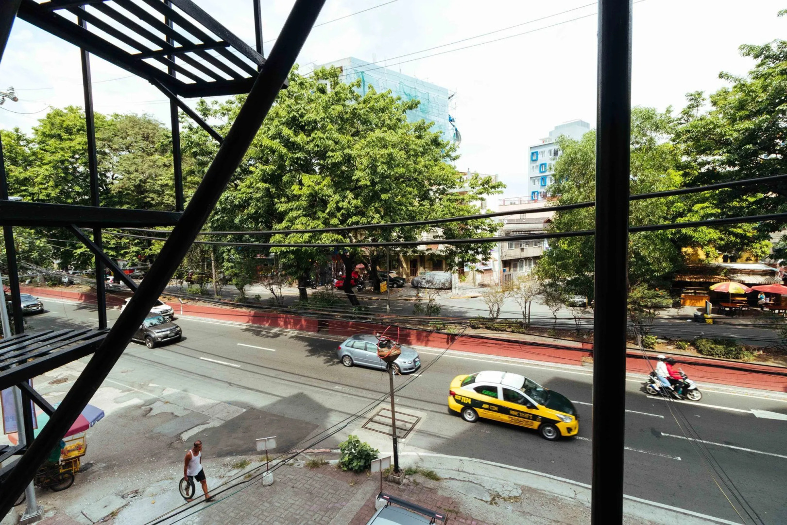 RedDoorz near Quirino Station