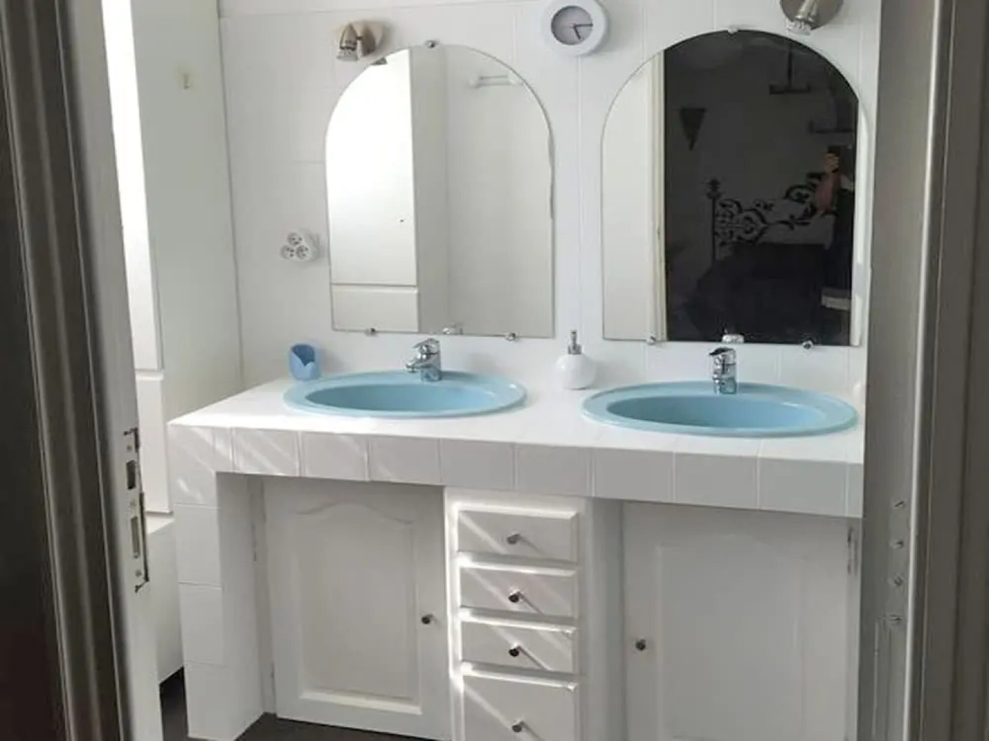 Detached Villa With Private Pool and air Conditioning, 10 km From the Mediterranean