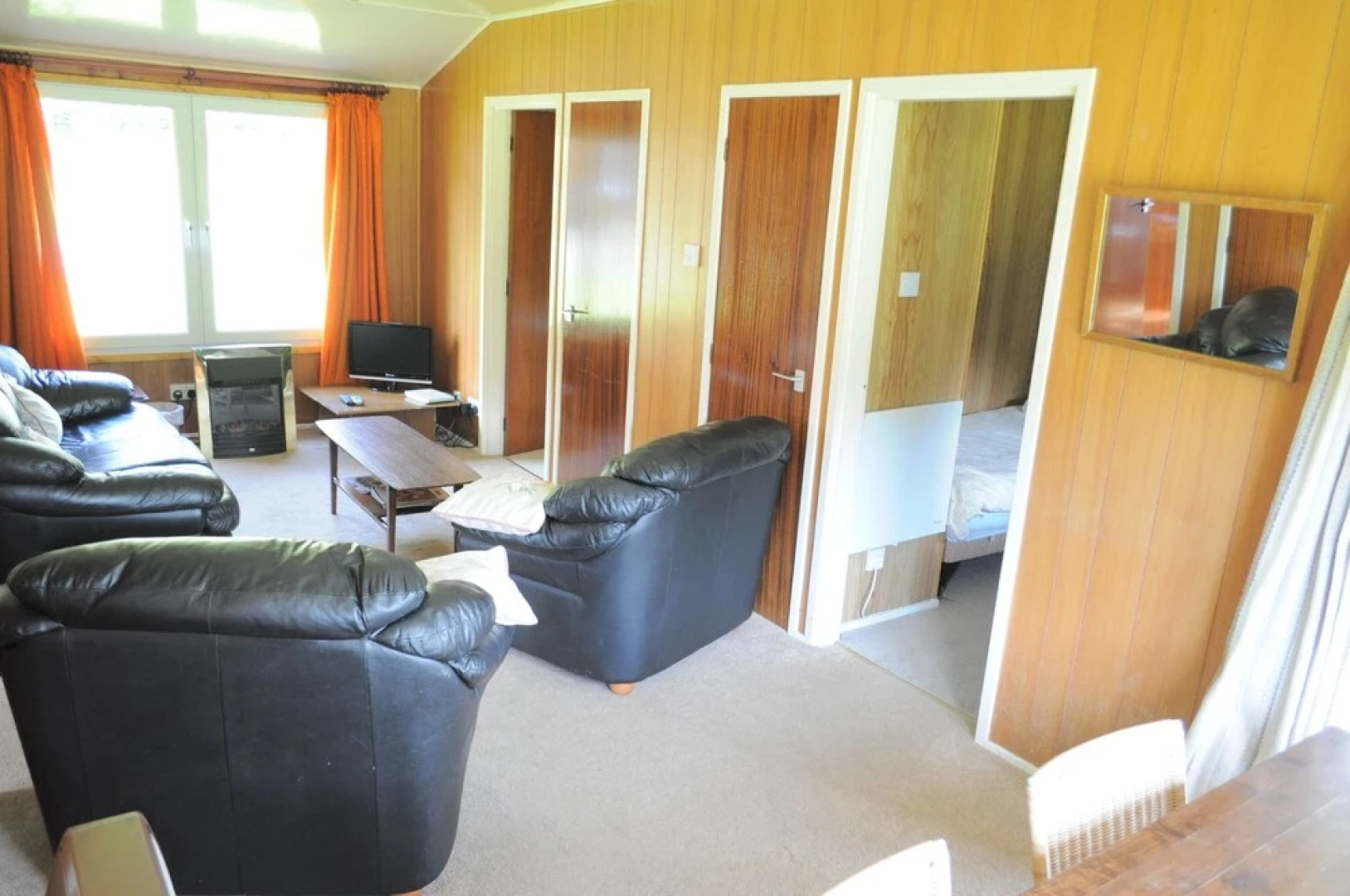 Lamont Chalets & Bungalow