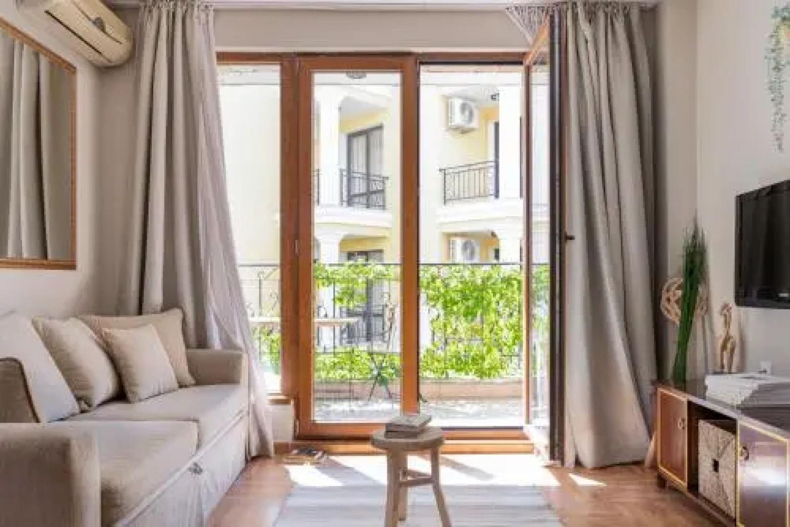 Royal Bay Residence and Spa