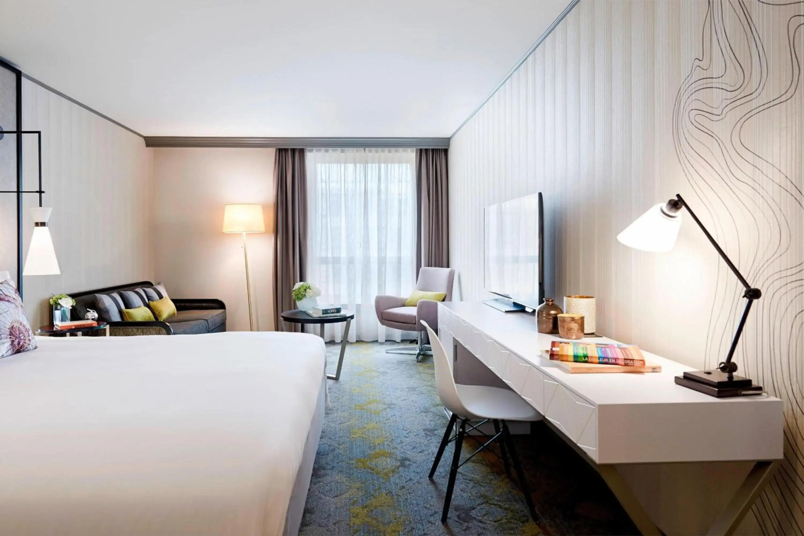 Renaissance Paris La Defense Hotel