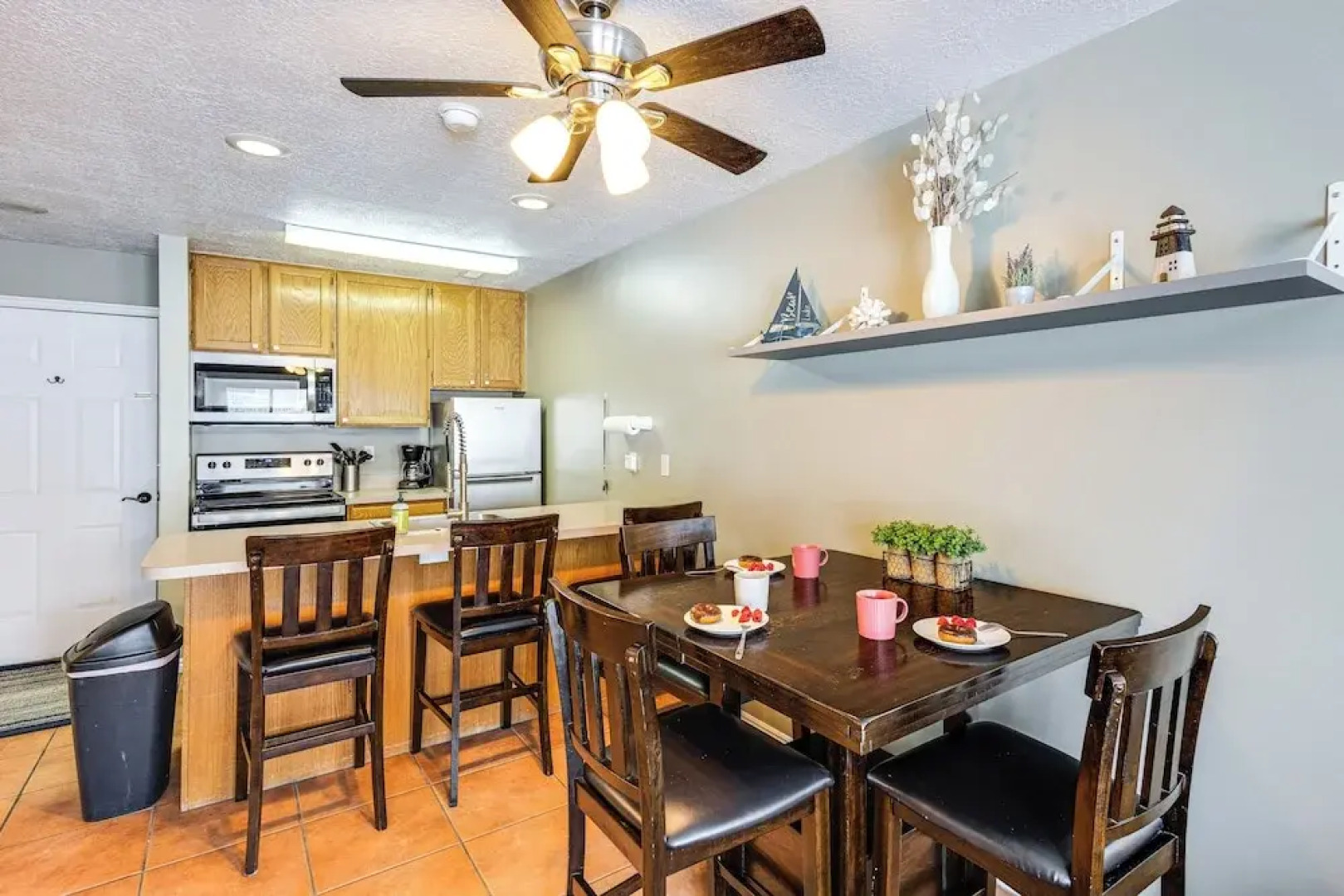 Garden City Condo w/ Pool Access by Bear Lake!