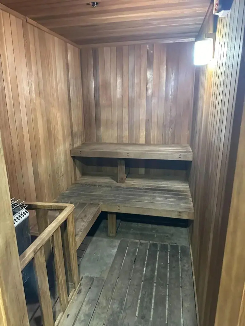 The Wave Manhattan Beach