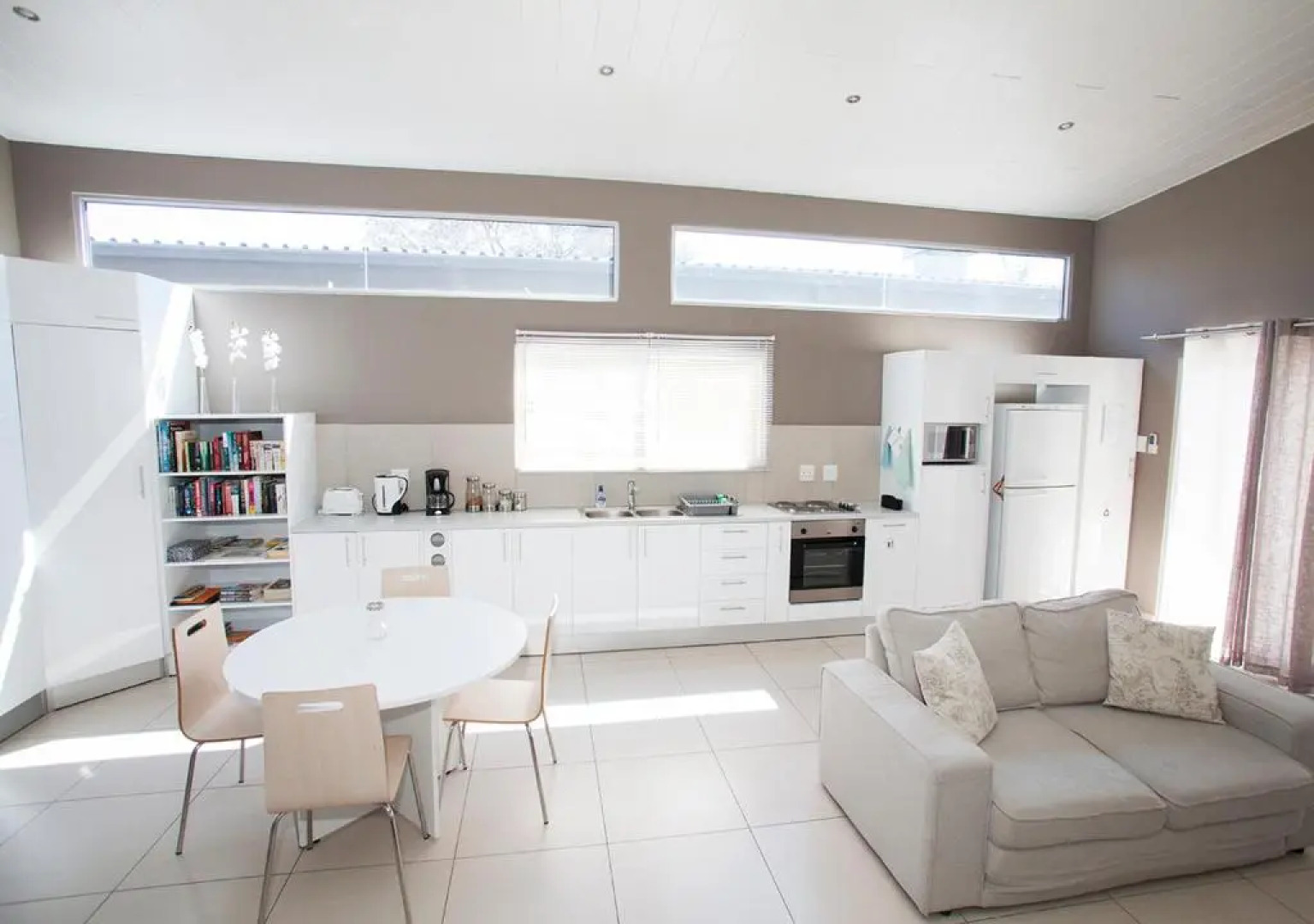 RnB's Studio Apartment