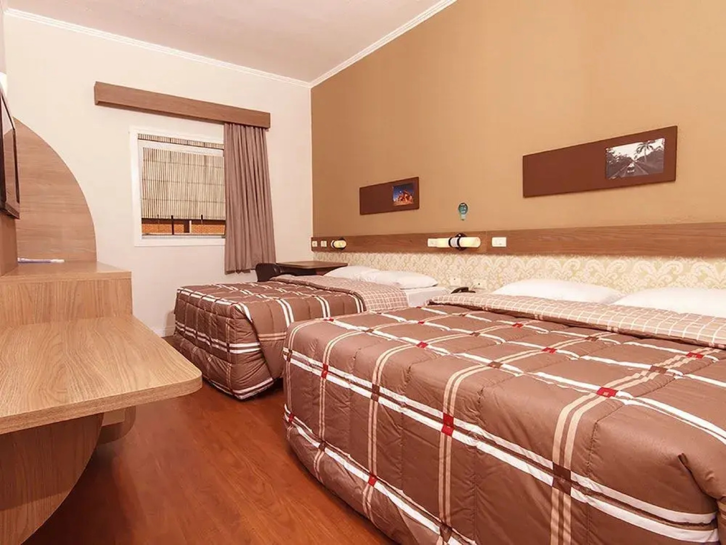 Hotel 10 Aparecida de Goiania