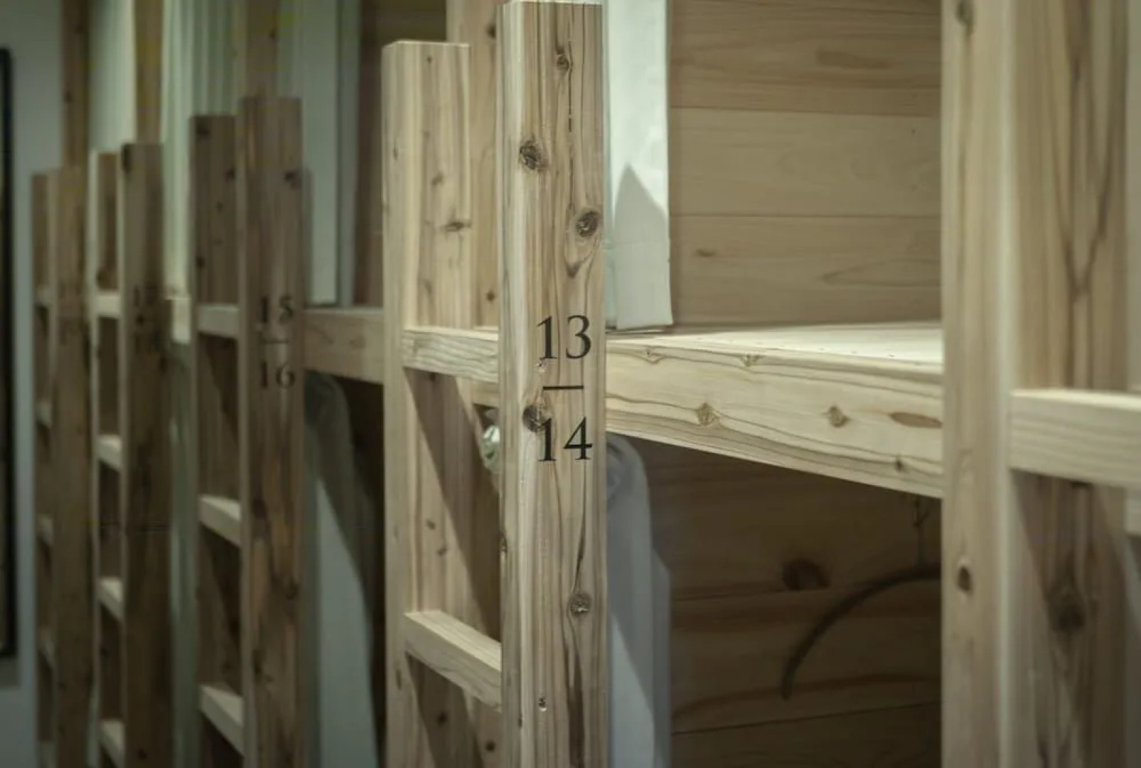 FOLK FOLK Hostel, Cafe & Bar