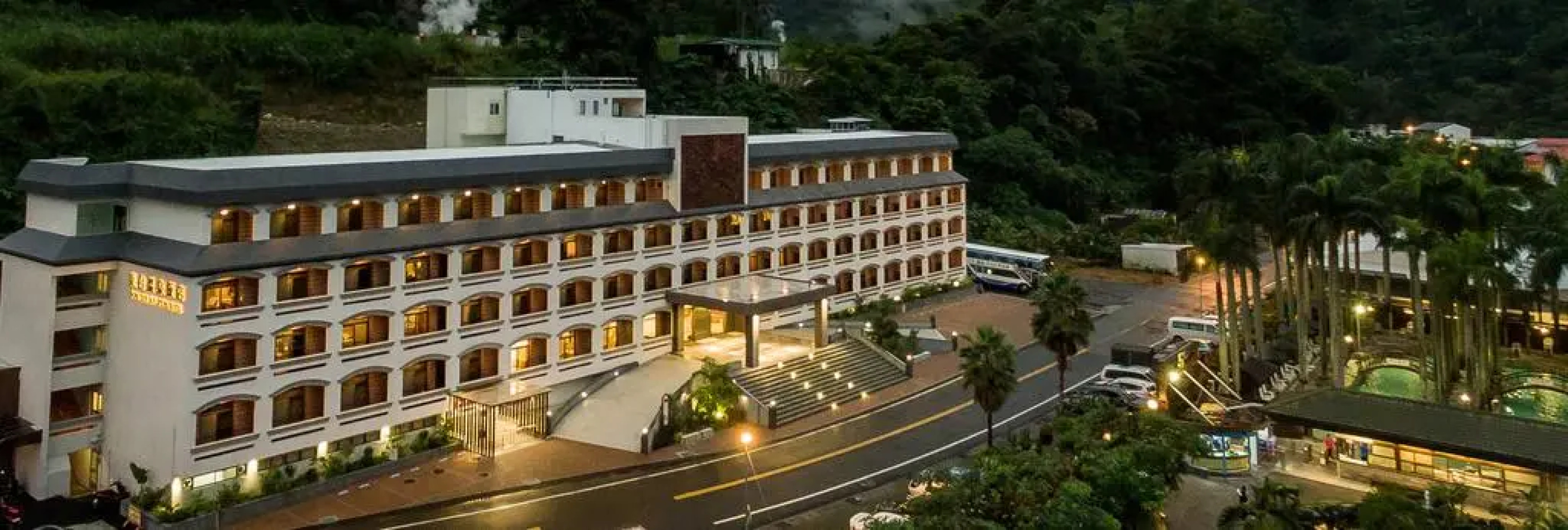 Dong Tair Spa Hotel