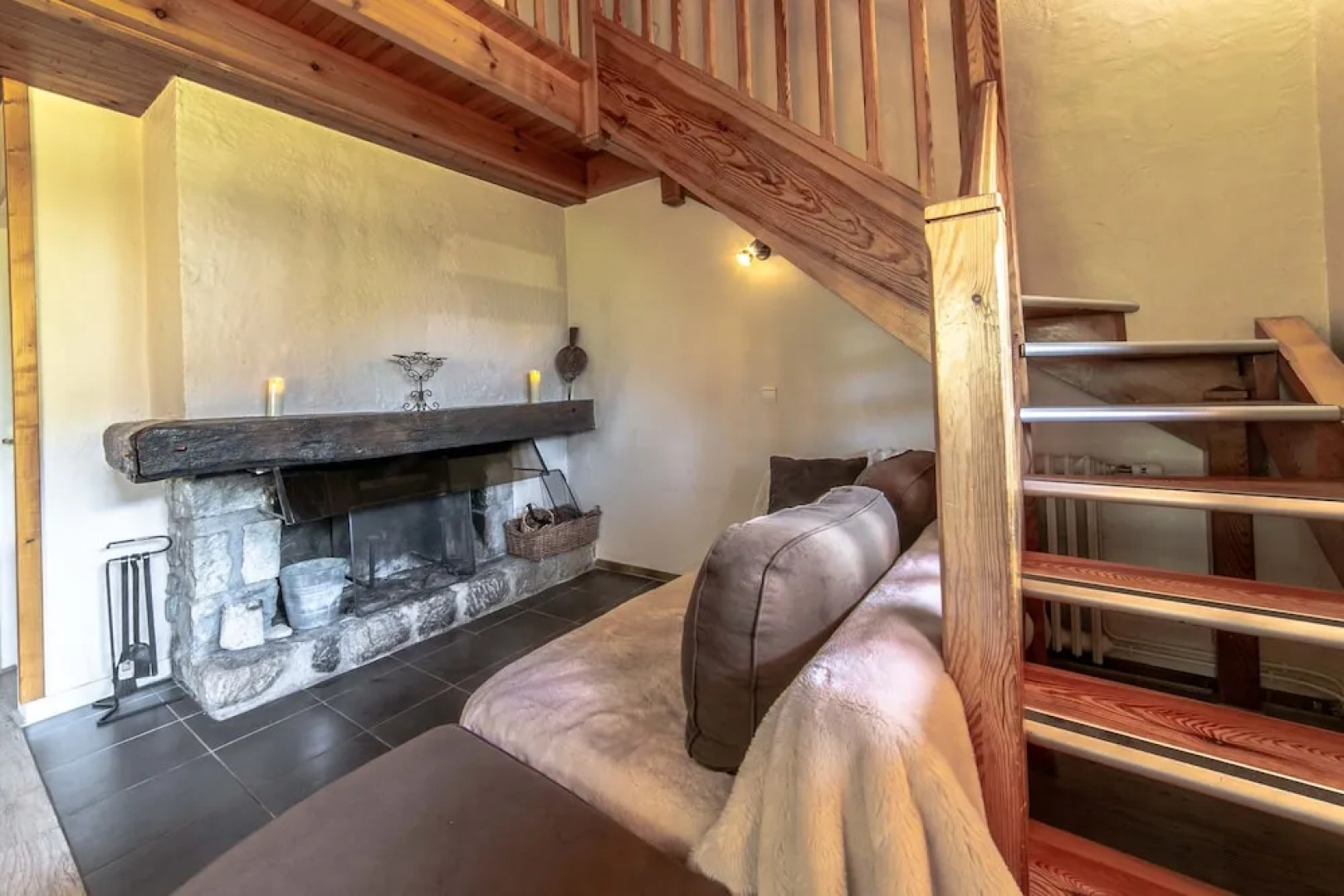 Authentic Chalet Méribel Village Close to the slopes