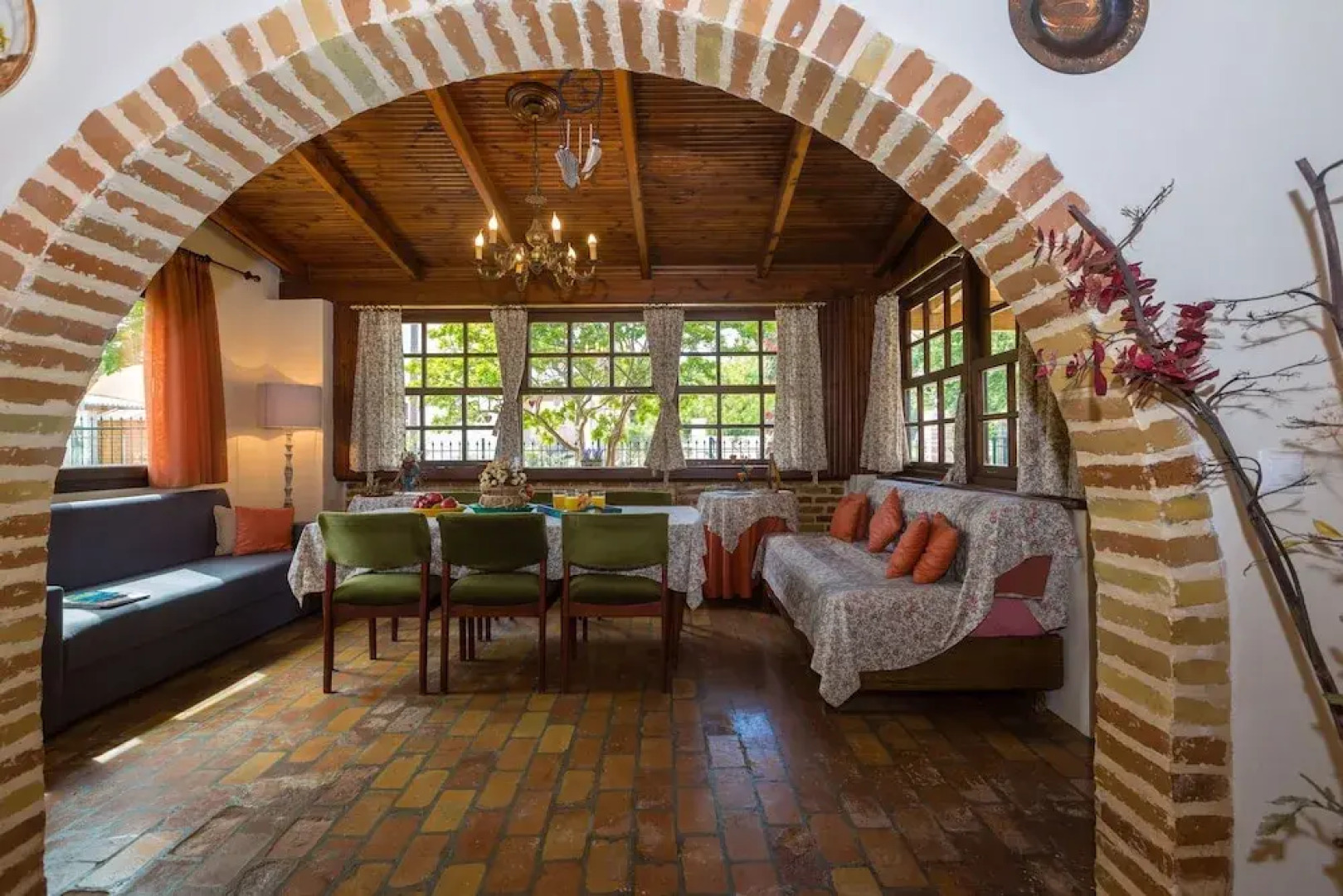 Maria's Countryside House