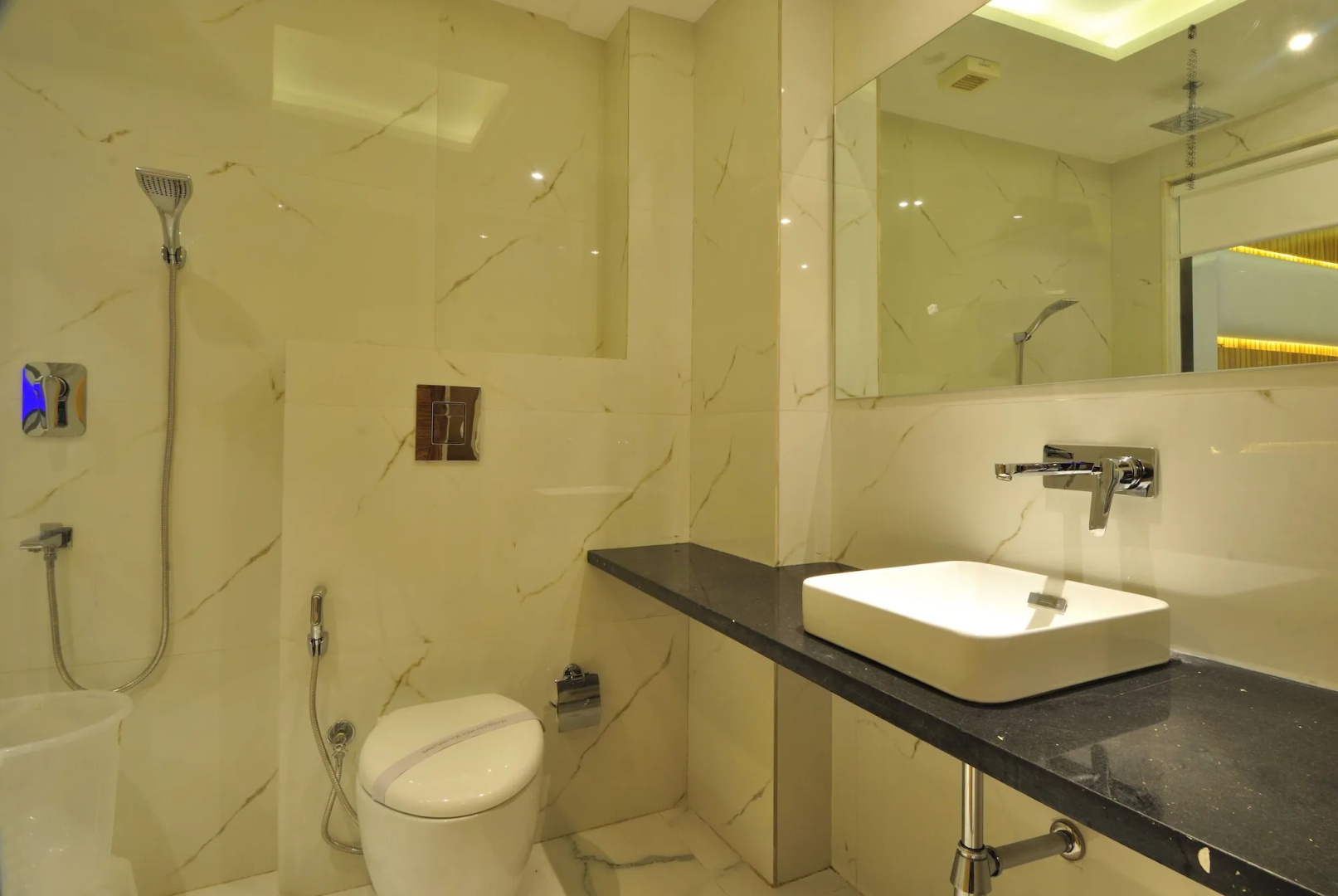 Hotel Aman Continental