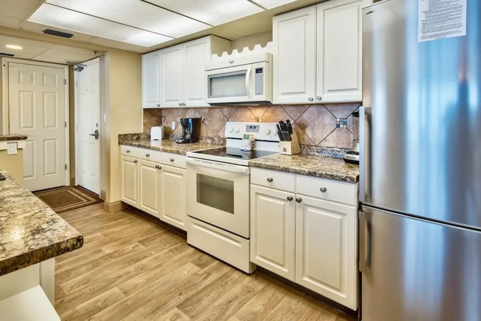 Long Beach 1 - 1104 - 663661