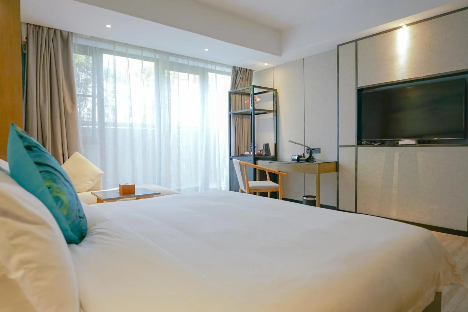 Paco Hotel Tiyuxilu Metro Guangzhou-Free Shuttle Bus during Canton Fair