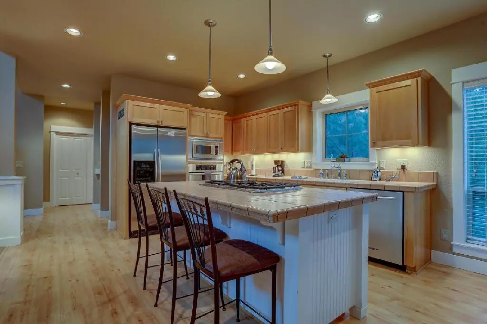 Big Pine-Ac-3Br/2.5Ba