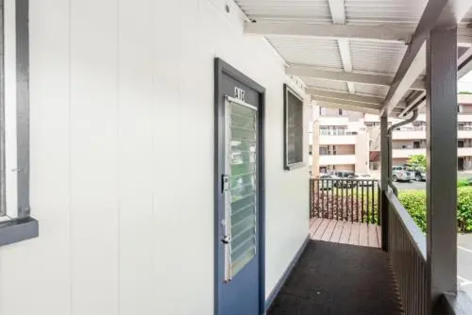 Lahaina Luxury Beach Condos