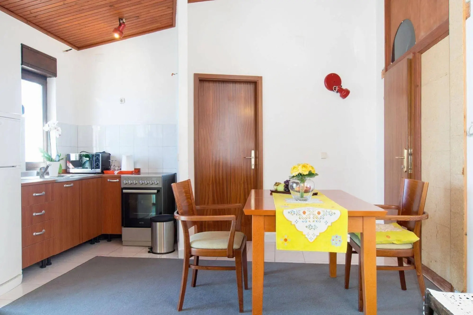 Beachfront Villa Mediteran