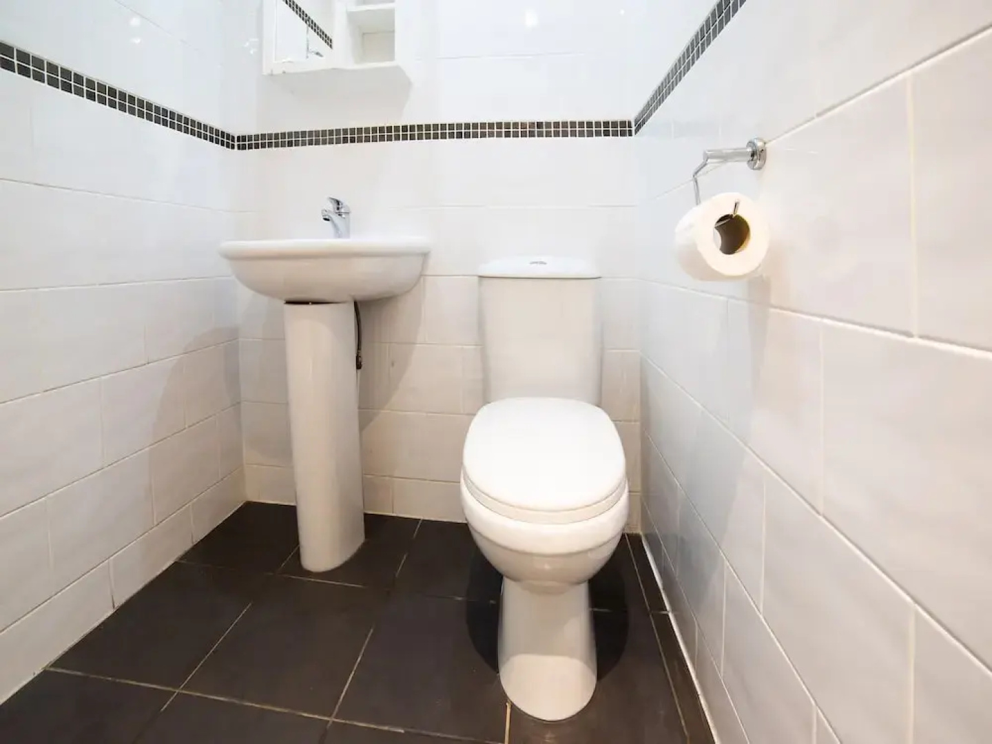Oyo Douglas Hotel