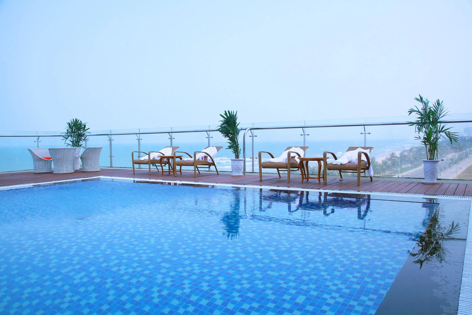 Serene Beach Hotel Danang