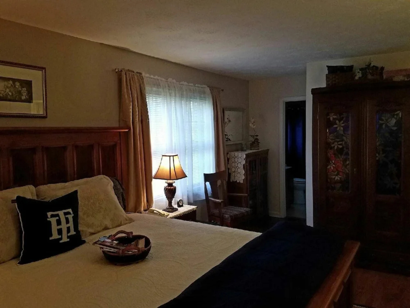 Amos`s_willow_bend_stone_cottage