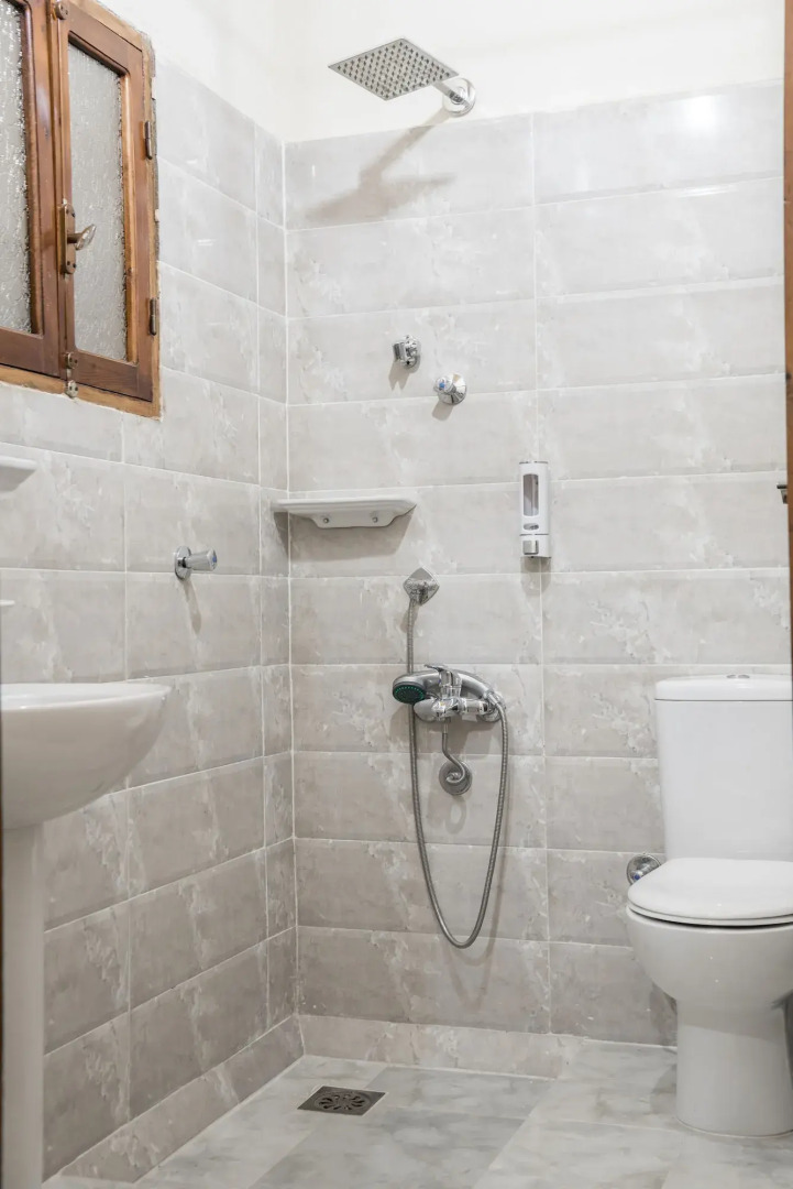 Zad Elmosafer Guest House