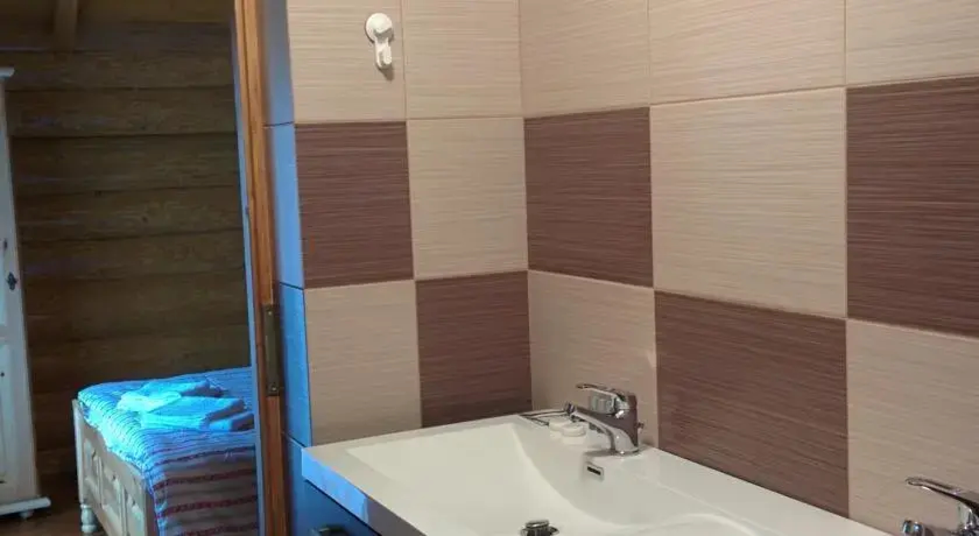 Cabana Izvorul Delnitei